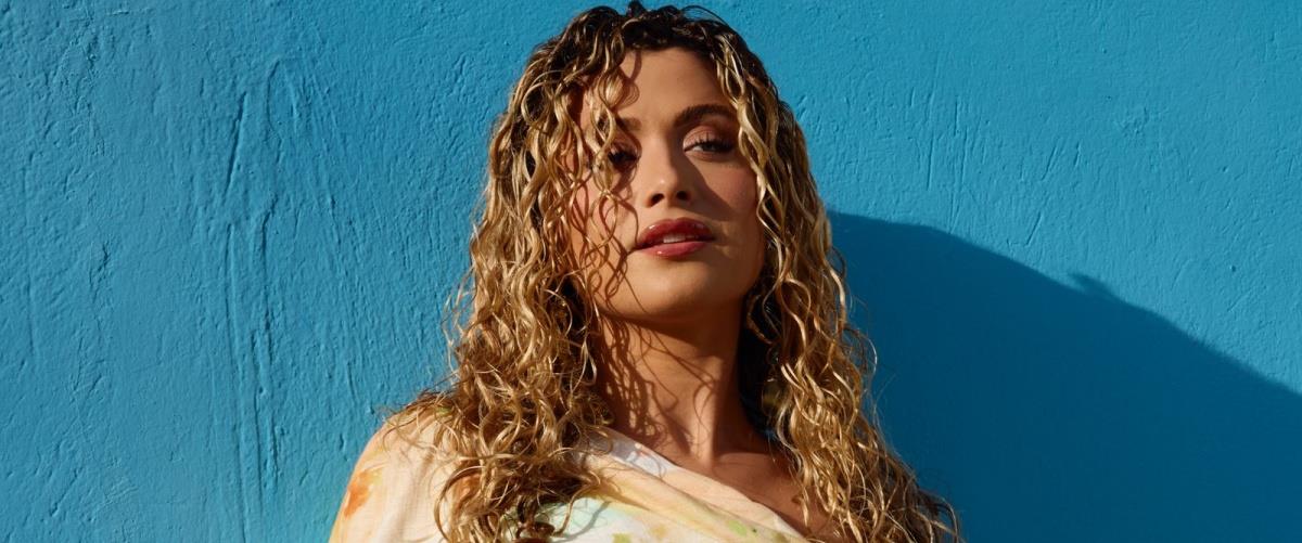 5399718750987255 Tezza-8111-fill size=1600x900-focal point=1127x824-focal size=804x826-fill size=1600x900-focal point=1127x824-focal size=804x826