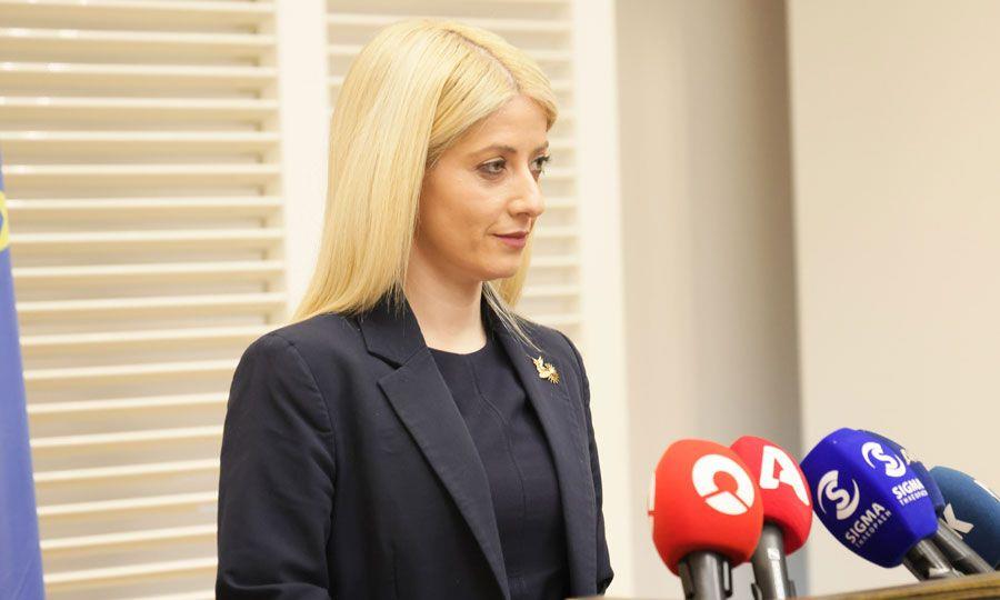 5404193179409867 image