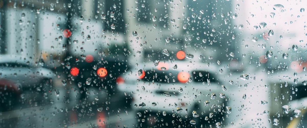 5404921246726352 glass window 1845534 12802e16d0bafill 1375x729