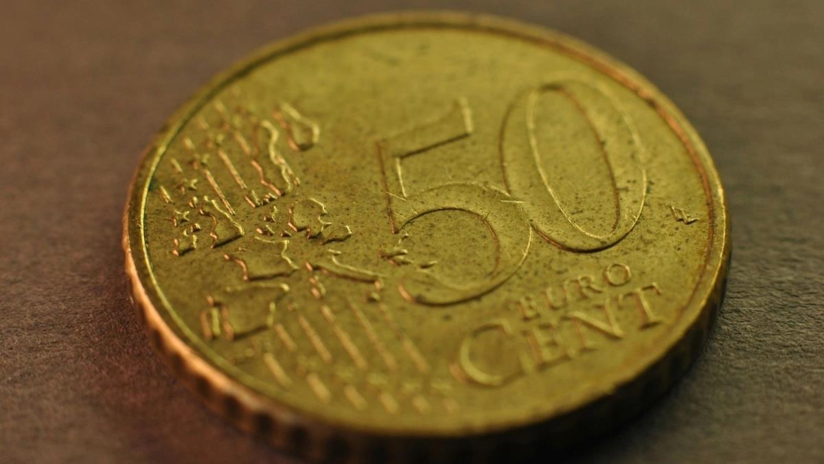 5404998589561846 image