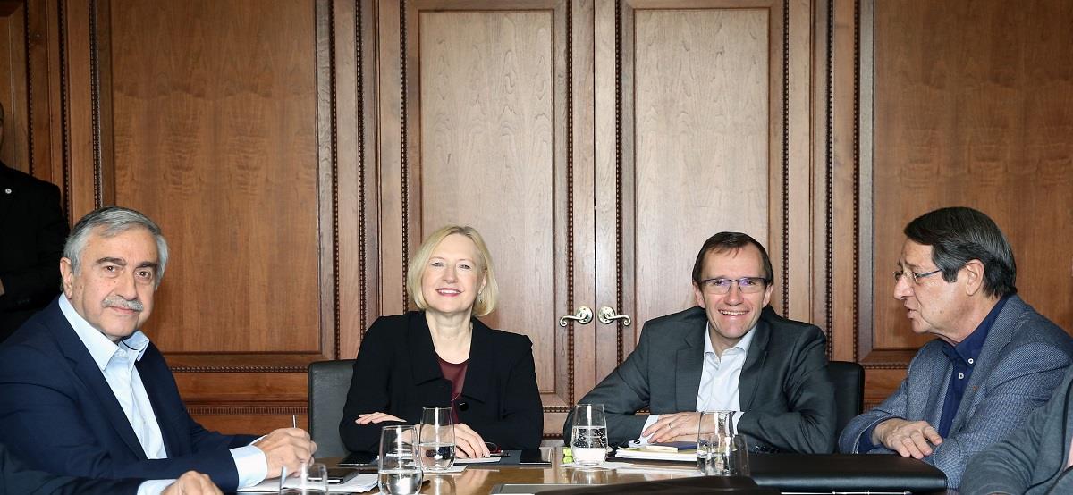 ΣΥΝΟΜΙΛΙΕΣ - ΜΟΝΤ ΠΕΛΕΡΑΝ