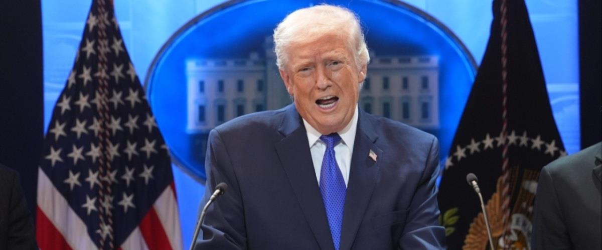 5408888050445842 trump sto vima