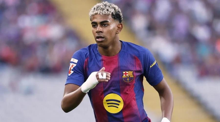 5411515851738036 Lamine-Yamal-Barcelona-2-1200x800