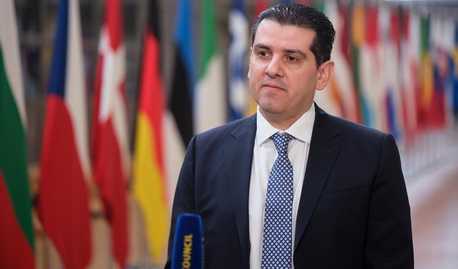 5412385937807095 cats