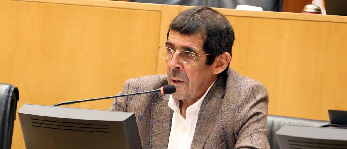 5413527834900408 cats