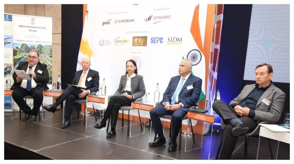 5417750255152585 MixCollage-03-Mar-2026-01-01-PM-9332