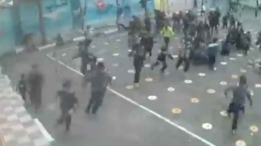 5420523679633544 bomb school arthrou