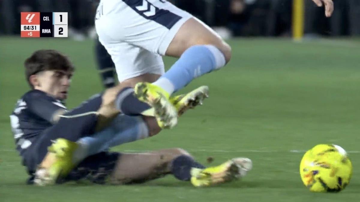 Χαμός στην Ισπανία με το γκολ νίκης της Ρεάλ: «Ξεκινάει από καθαρό φάουλ»