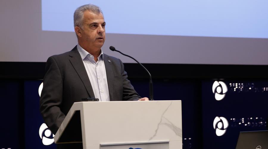 5421236712756237 JUSTICE-MINISTER-PRESSER-3-of-11