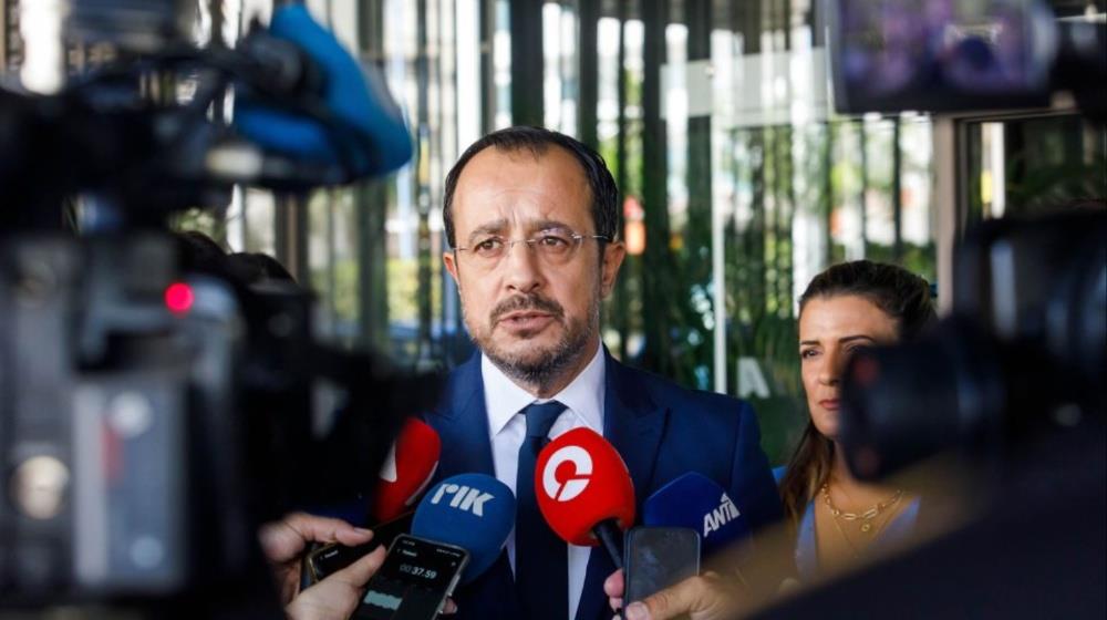 5425341715887277 Nikos Christodoulides