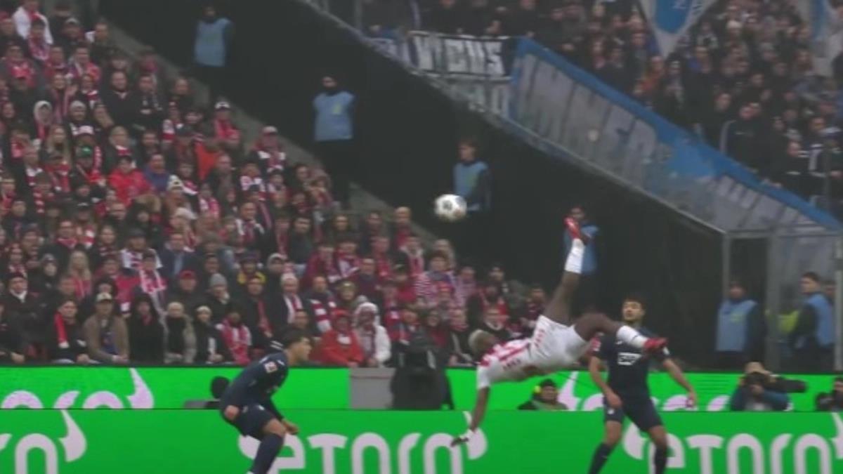 VARίστες «αρνήθηκαν» να εξετάσουν γκολ γιατί ήταν το τέρμα της χρονιάς- «Ουάου, δεν τσεκάρω τίποτα! Πρέπει να μετρήσει!»