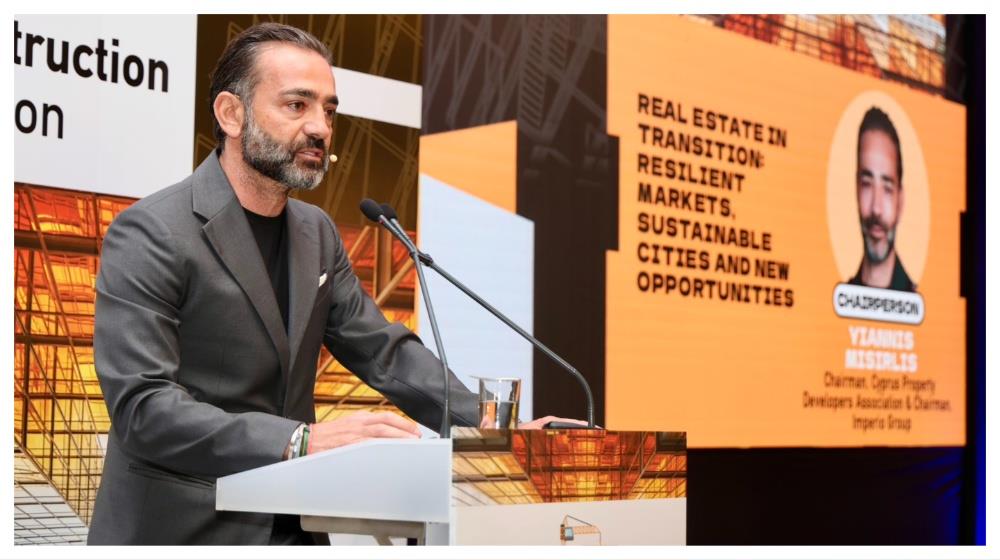 5429731760942194 MixCollage-17-Mar-2026-10-03-AM-7239