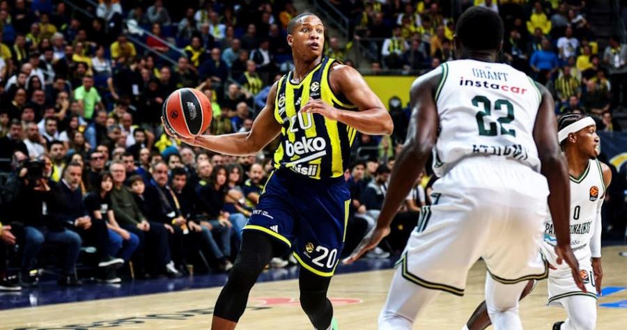 5431568090929537 9c8246a7-devon-hall-dribbles-fenerbahce-vs-panathinaikos-euroleague