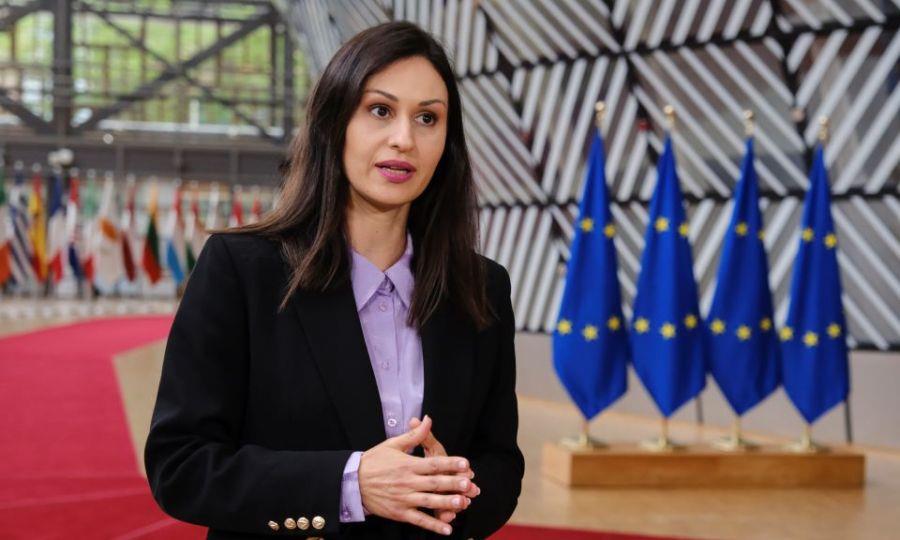 5433453835885553 image