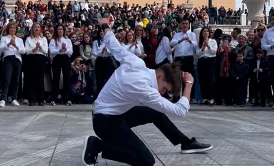 5437532391661357 cats