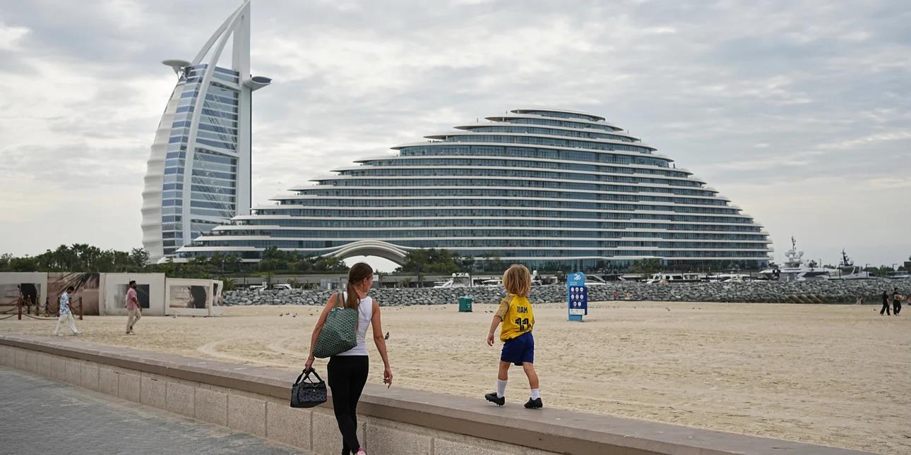 5437806625360832 image