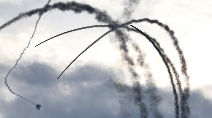 5437898358657810 31646738