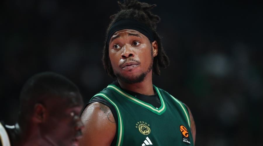 Ο Χολμς απογοητεύτηκε από τον ατζέντη του και σταμάτησε τη συνεργασία του (pic)