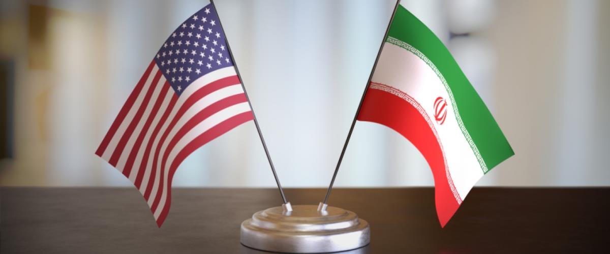 5446913016160695 iran usa flags