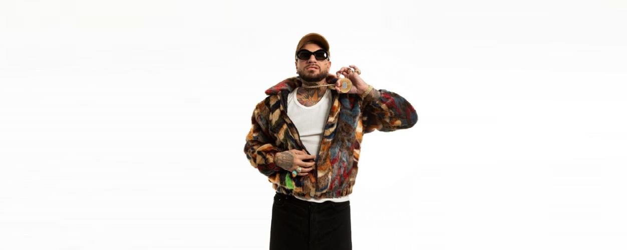 5446983894949639 SNIK 1