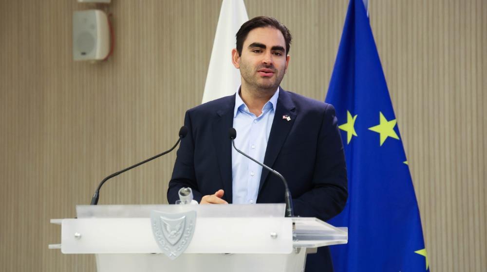 5447999420270621 cache 1300x500 Analog medium 127784 118245 26 04 07 125550