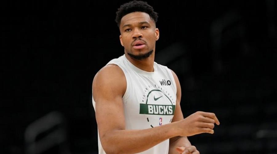 Χαμένος και οικονομικά ο Γιάννης λόγω της στάσης των Μπακς-Έχασε μεγάλο μπόνους από τη Nike