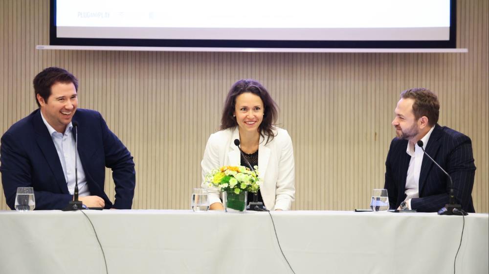 5448295939582021 Alfredo Gomez Rita Kotana  Dr Konstantinos Kleovoulou