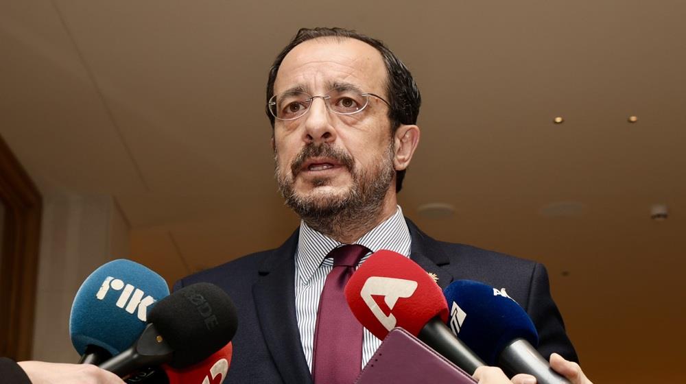 Έντονα ενοχλημένος με τις αποφάσεις της Βουλής για εκποιήσεις ο Πρόεδρος… «Ποιο μήνυμα στέλνουμε για τη χώρα;» 