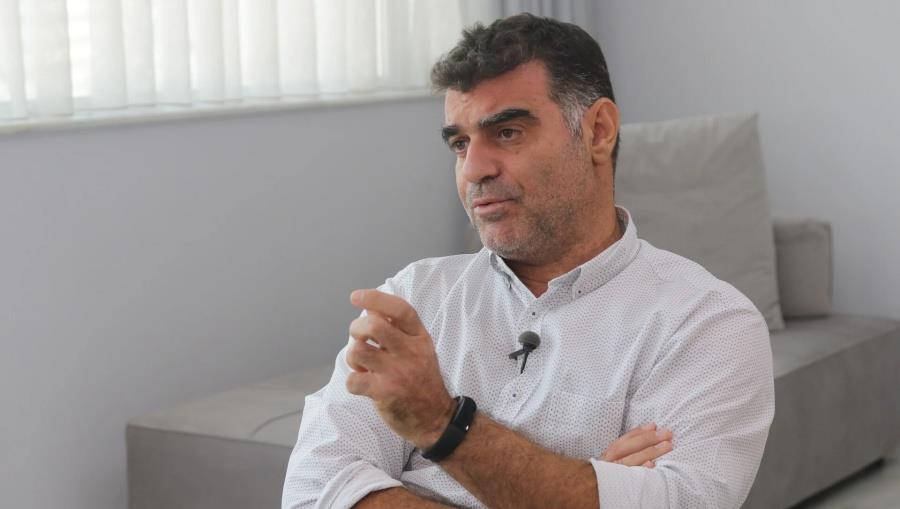 5448892574843855 vaxebanis