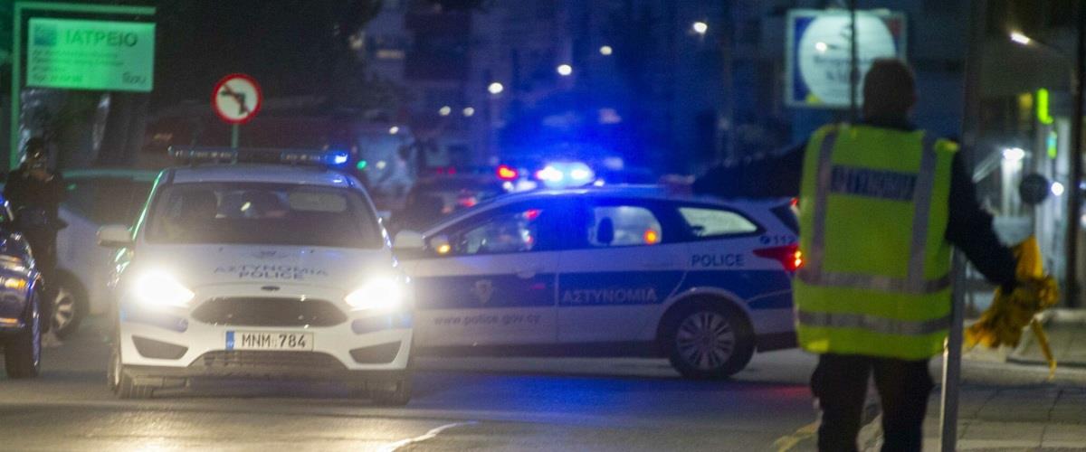 Απόπειρα φόνου έξω από νυχτερινό κέντρο στη Λάρνακα-Του τρύπησε τα λάστιχα, χτύπησε με το αυτοκίνητο τον πρώην της συντρόφου του