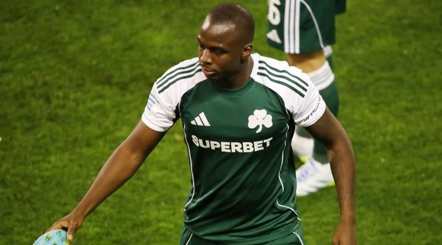 Ο Μπενίτεθ εξήγησε τον λόγο που έκανε αλλαγή τον Τεττέη στον ημίχρονο