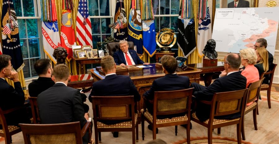 5461950219356845 trump-meeting-mak