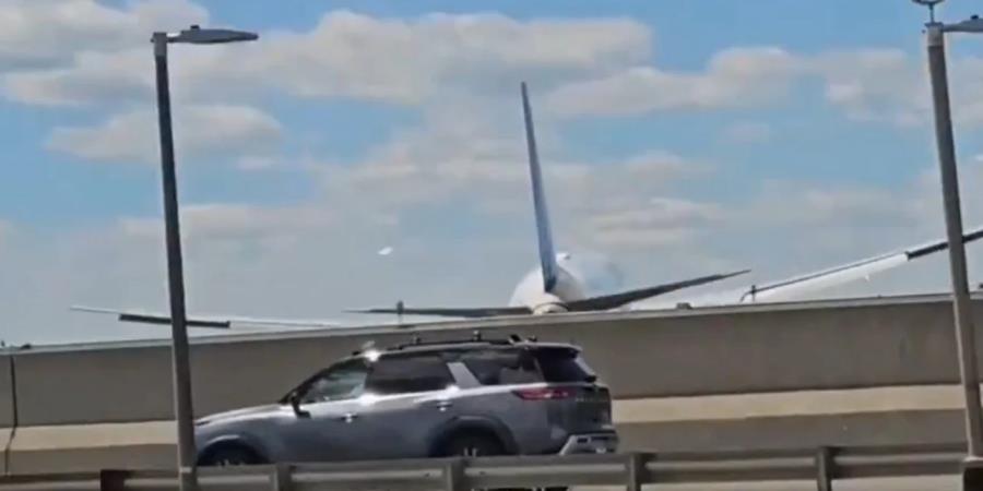 5471126970457606 jeep-aeroplano