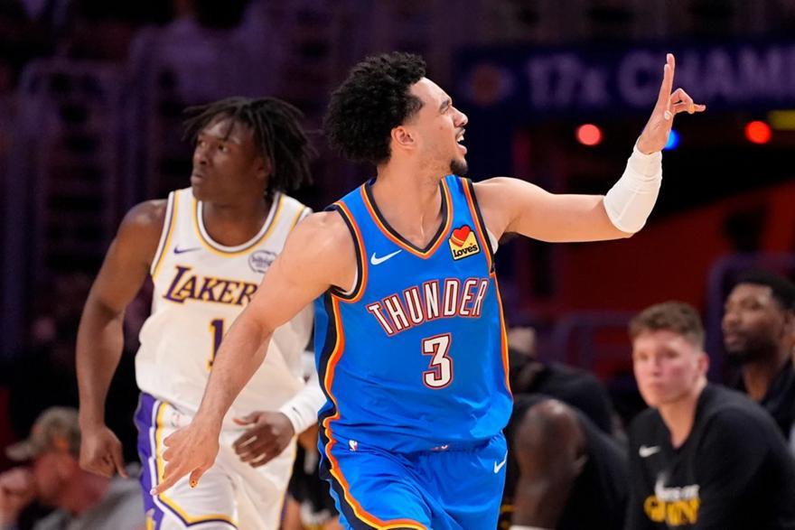 5476334509692378 lakers-thunder-score-lebron 070411