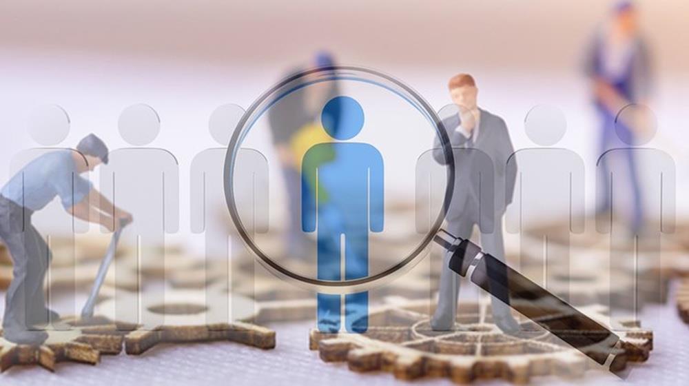 Συνεχίζει την πτωτική πορεία η ανεργία - Περιορίστηκε στο 4,4% το 2025
