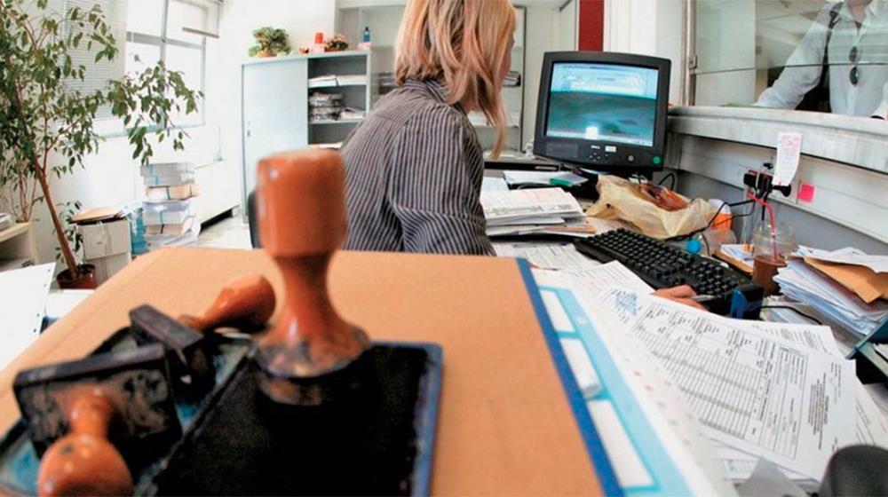Δεν θα γίνουν γραπτές εξετάσεις φέτος για τις θέσεις πρώτου διορισμού στο δημόσιο - Αλλάζει η διαδικασία, στη Βουλή τα νομοσχέδια