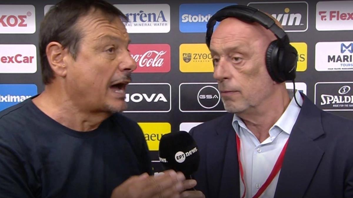 ΒΙΝΤΕΟ: Άταμαν εναντίον του Τζόουνς: «Ποιος είναι αυτός; Ήρθε στα αποδυτήρια και χτύπησε τον Ναν»