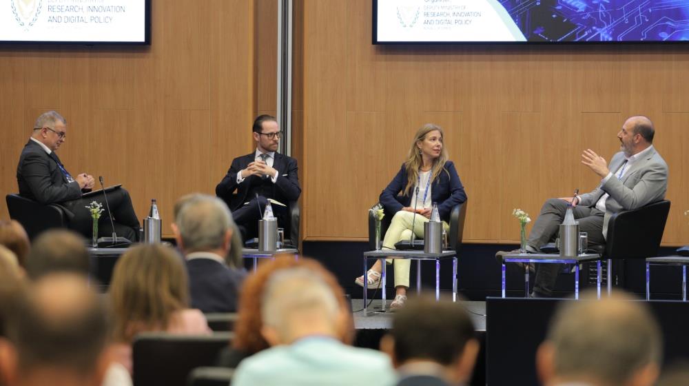 5509400084323102 Panel discusses need for cultural shift in Europe to scale AI
