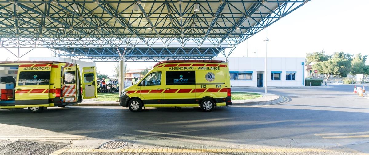 Έκλεψε όχημα, ενεπλάκη σε τροχαίο και κατέληξε στο Νοσοκομείο 27χρονος-Αφύσικο θάνατο διερευνά η Αστυνομία