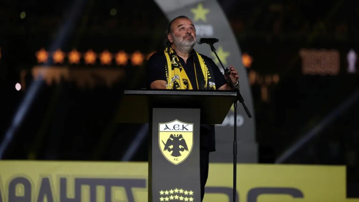 Ηλιόπουλος: Οι Γερμανοί το ’44 μας έκαψαν το σπίτι, οι οικογενειακές μου μνήμες είναι παρόμοιες με αυτές της προσφυγιάς και της ΑΕΚ