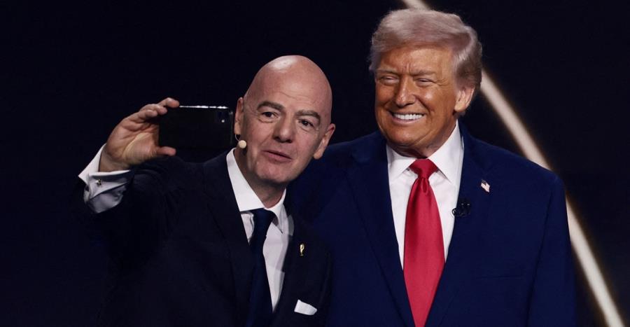 5525560855611592 trump-infantino-mak 2