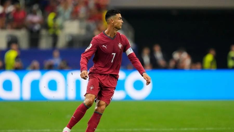 5526351271166910 cristiano-ronaldo-1-1200x800
