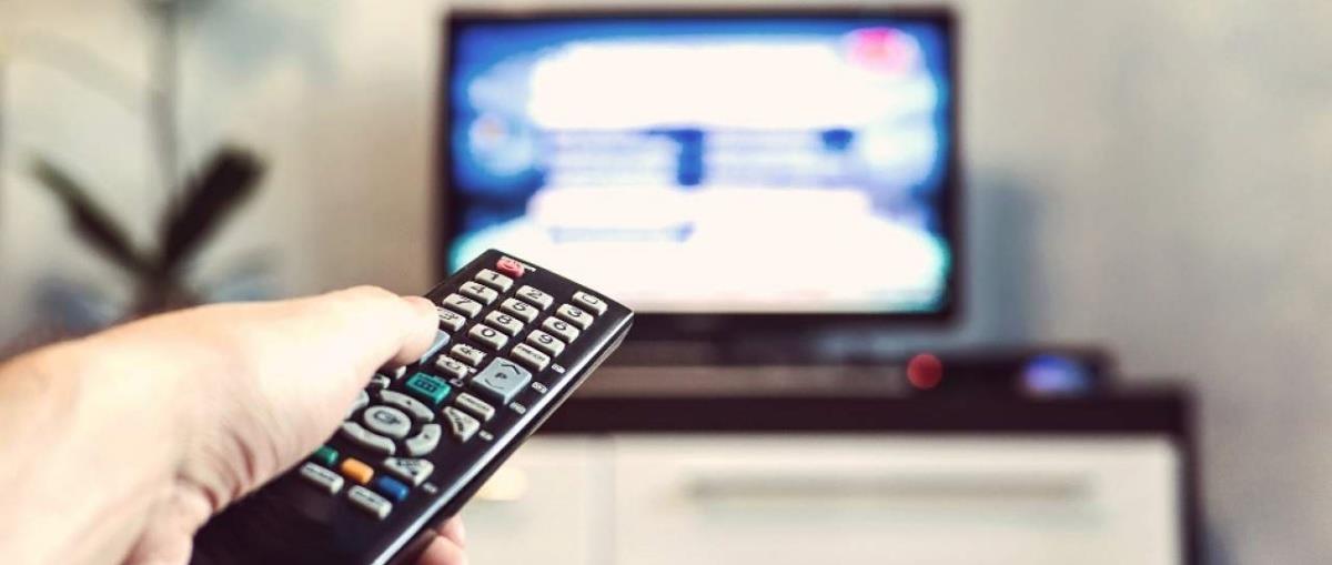 5529332735614804 remote-television-tileorasi-st (1)