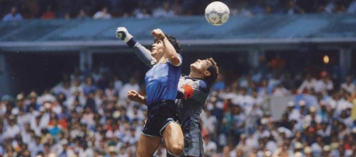 5533581576902146 Maradona shilton mano dios-1024x744