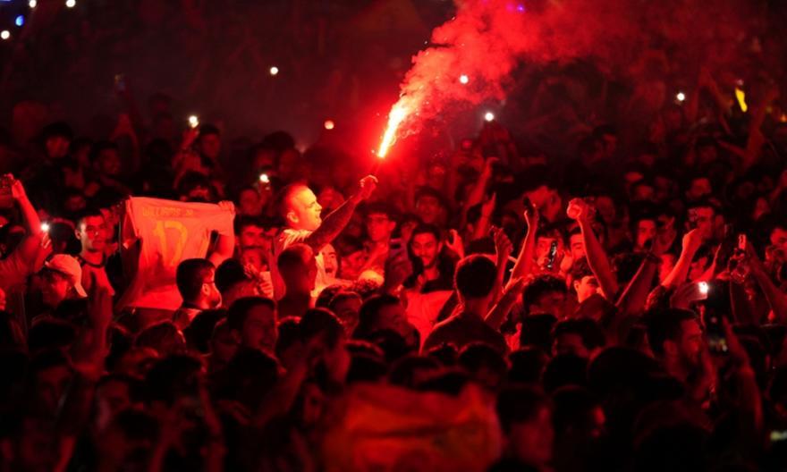 Ατελείωτο πάρτι στους δρόμους της Μαδρίτης για την Παγκόσμια Πρωταθλήτρια Ισπανία