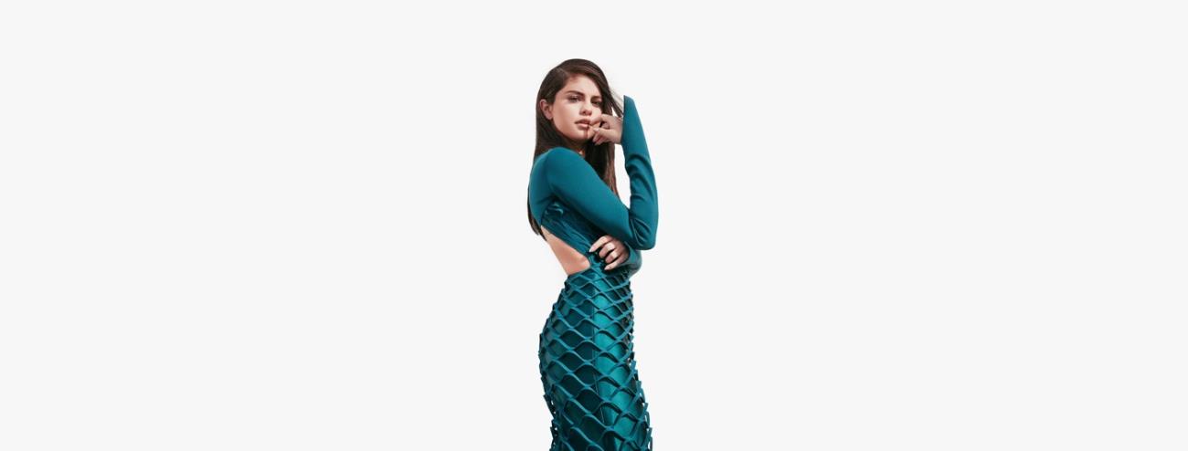 5540315082740460 SELENA GOMEZ 1