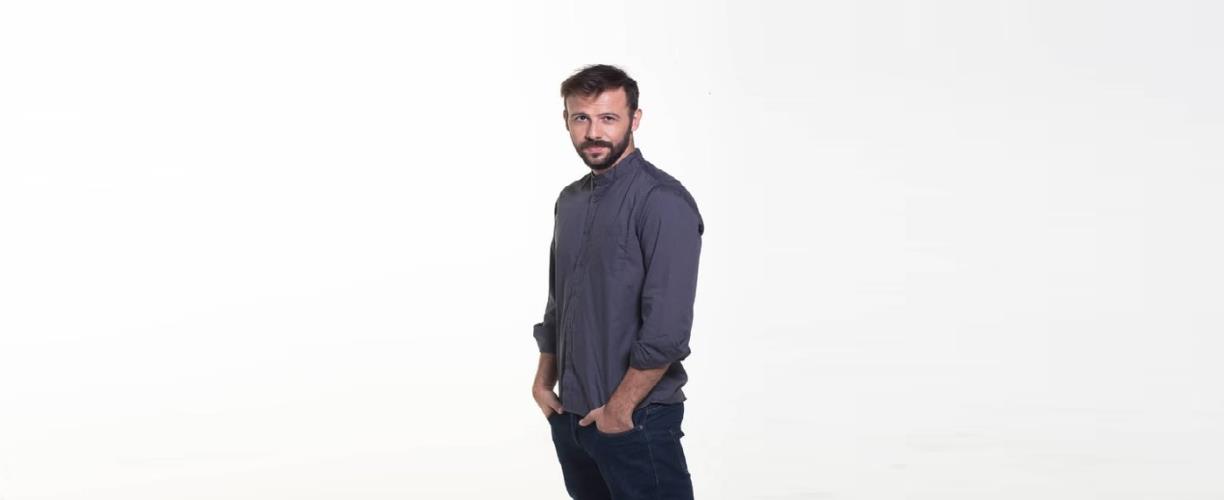 5541171755888911 ΝΙΚΟΣ ΓΚΕΛΙΑ 1