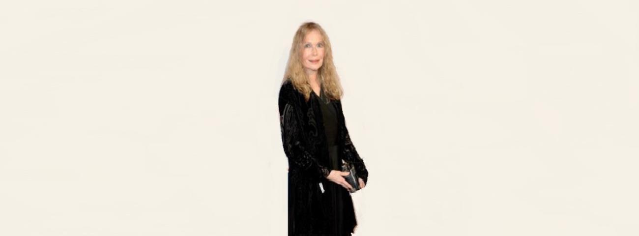 5544702742828254 MIA FARROW 1