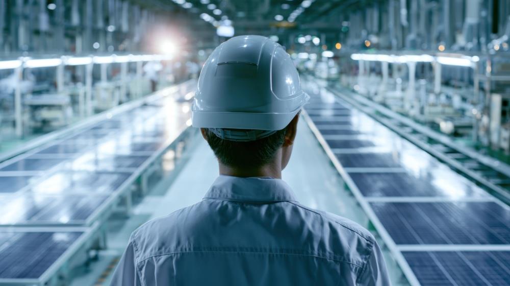 5552356870423110 industrial production industry factory