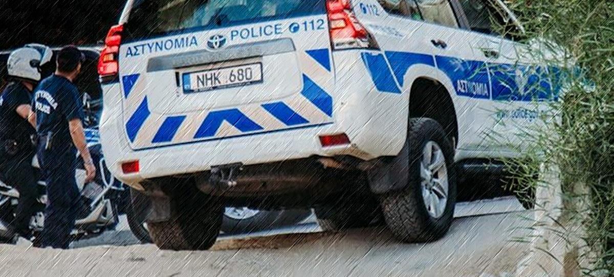 Απόπειρα φόνου σε μοναστήρι-Πήγαν να βγάλουν έξω με το ζόρι μοναχό και αυτός μαχαίρωσε τον ένα στον λαιμό